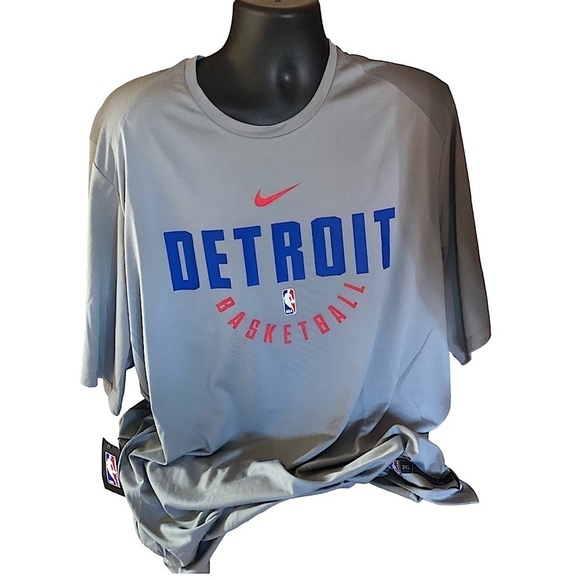 NIKE DRI-Fit BIG & Tall 3X Detroit Pistons Basketball NBA Short Sleeve Tee Grey… - Picture 10 of 10
